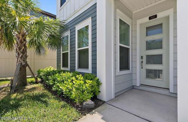 7447 LOGGERHEAD Court