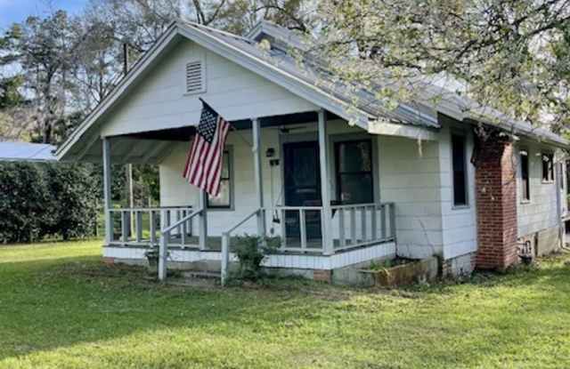 Cute 2 bedroom house