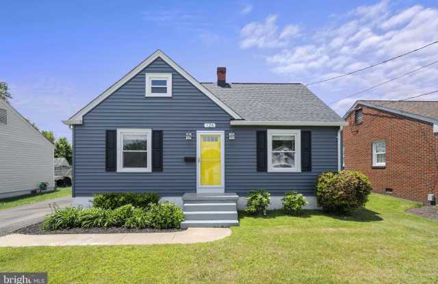 126 RIDGEWAY STREET