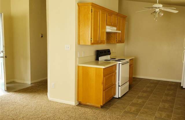 2305 South 2nd (Taylor Crossing)