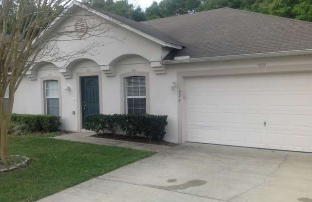 3 bed 2 bath home that has been freshly painted and tiled throughout