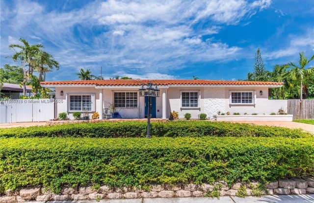 Photo of 9901 SW 35th Ter