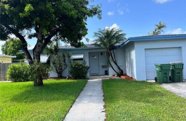 830 NW 9th St - 830 Northwest 9th Street, Homestead, FL 33030