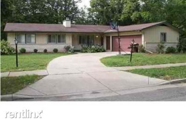 2940 Okemos Dr SE - 2940 Okemos Drive Southeast, Grand Rapids, MI 49546