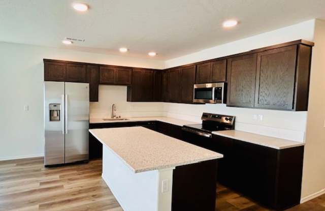 3 Bedroom 2.5 Bathroom Townhome
