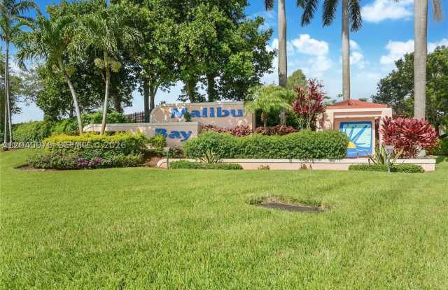 746 NW 208th Way