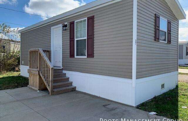 37 Melissa Dr