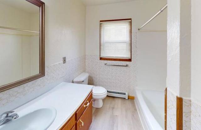 1314 1/2 Spaulding Avenue