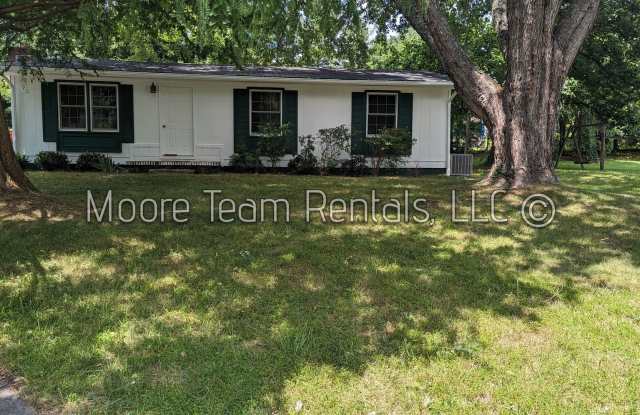 3 Bed / 1 Bath House