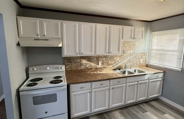 4715 East 33rd Street