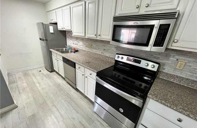 4961 River Glen Drive