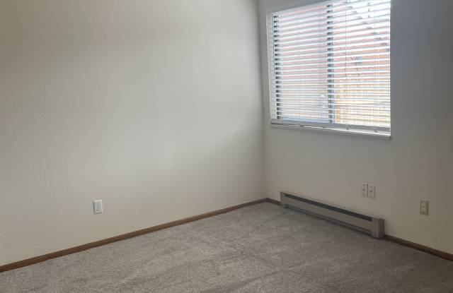 52 El Paso Boulevard