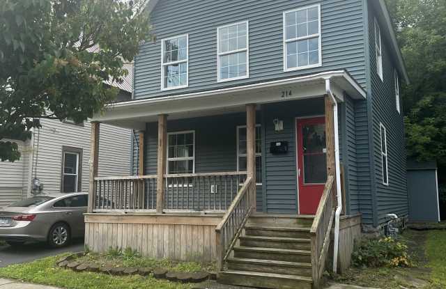 214 St Mary St