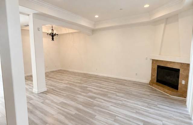 Large 3-bedroom 2.5 bath Condo style living in the heart of Sherman Oaks