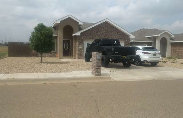 3828 Buchanan Ct