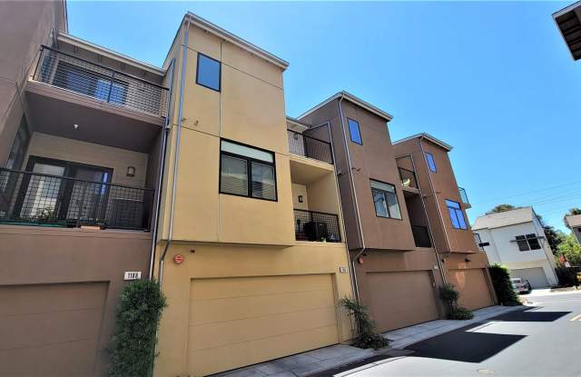 1186 Almanor Lane