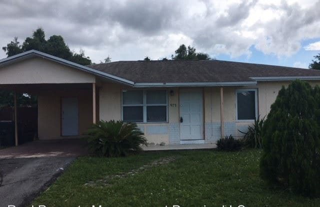 971 SW 82nd Ave - 971 Southwest 82nd Avenue, Westchester, FL 33144