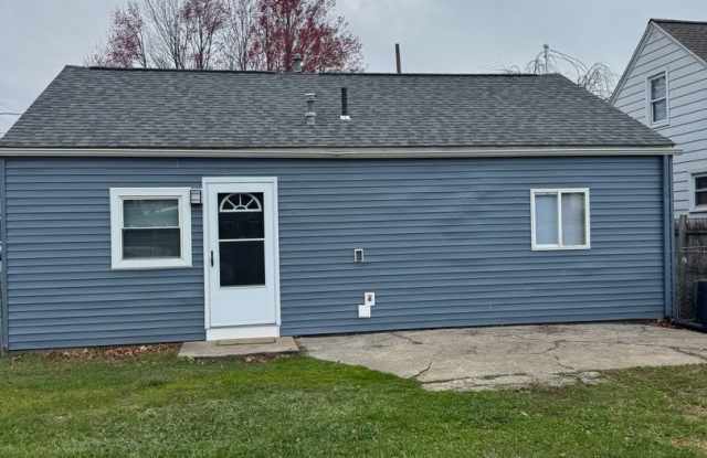 Newly remodeled 2 bedroom home