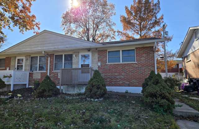 210 Carrington Lane