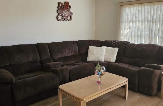 6215 Green View Circle