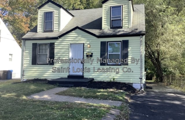 432 Shirley ave - 432 Shirley Drive, Ferguson, MO 63135