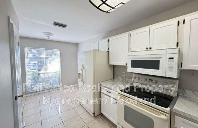 6105 Morningdale Ave