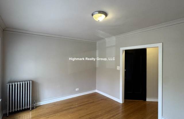 4267 West Addison St.