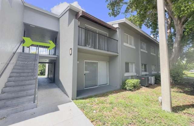 Photo of 1201 Lake Victoria Dr