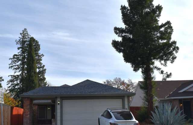 9435 Soaring Oaks Drive