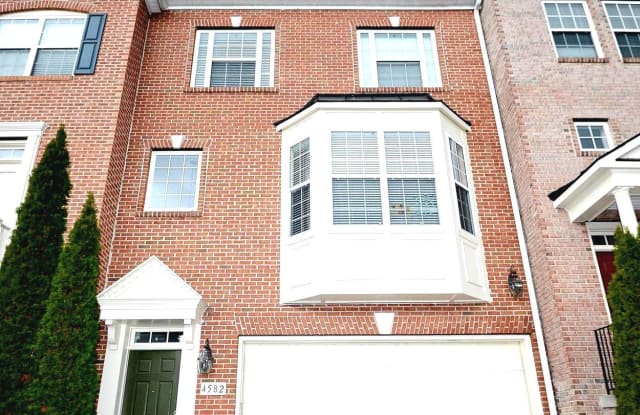 4582 BARRINGER PL - 4582 Barringer Place, Fair Oaks, VA 22030