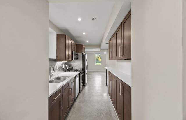 Photo of 1185 Gustavus Lane