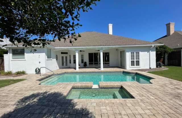 For Lease - 3 BR|2.5 BA w/ In-ground Pool in Palm Bay!