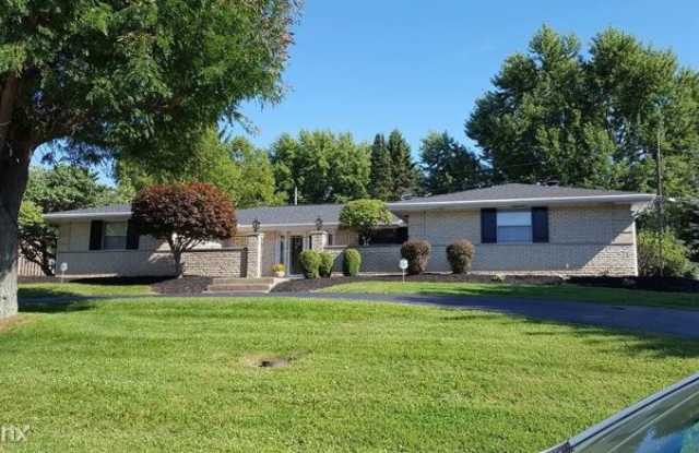 919 Oak Dale Drive - 919 Oak Dale Dr, Greene County, OH 45385