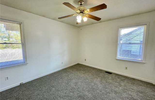 1929 Crestview Drive