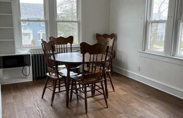 3 N STATE Street unit: B