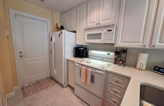 Photo of 58 Tall Oaks Circle, Tequesta, FL 33469