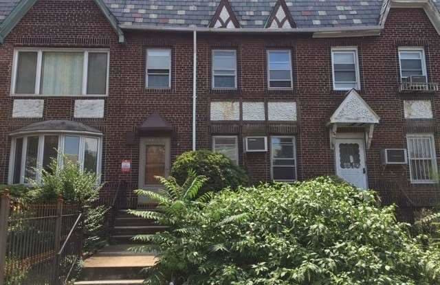 66-44 Saunders St - 66-44 Saunders Street, Queens, NY 11374