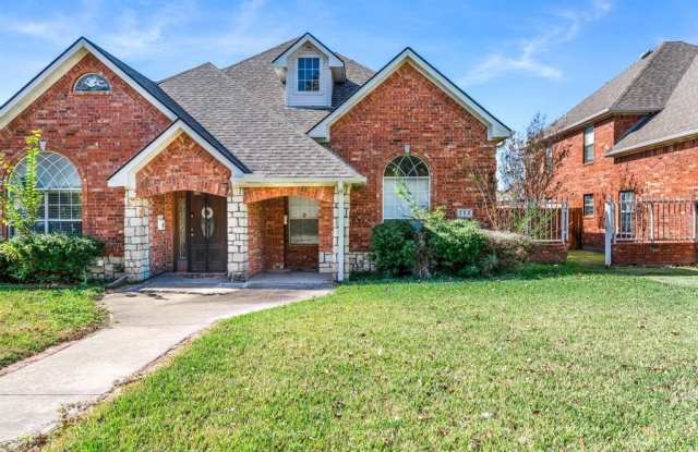 Photo of 324 Tolbert Avenue