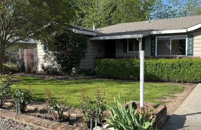 Photo of Reserve Now for Fall 2026 / 1443 N Cherry St