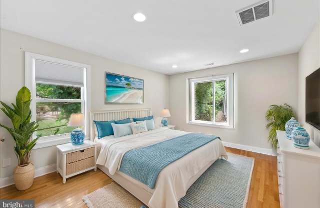 7029 OLD DOMINION Drive