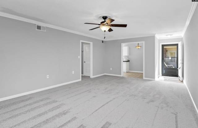 5516 Lakeshore Drive 216