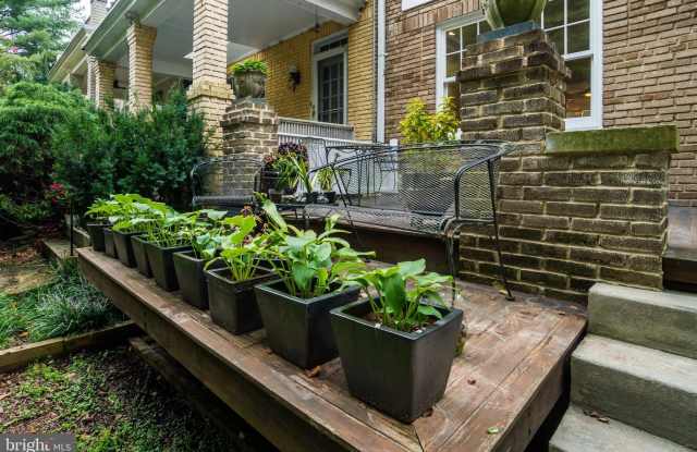 2030 PIERCE MILL Road NW