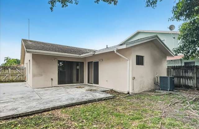 14972 Sw 92nd Ter