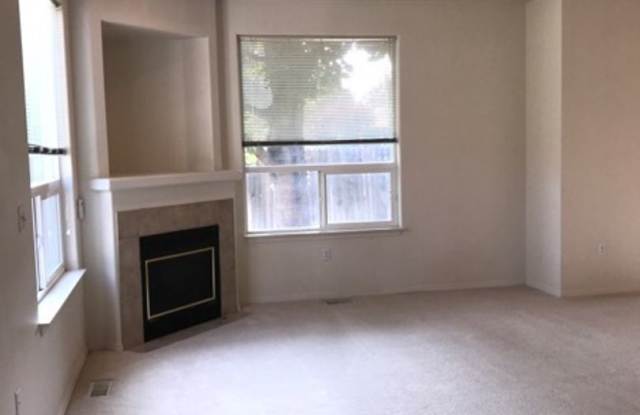 Photo of 602 Windemere Cir