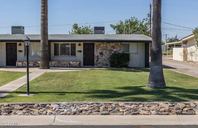7025 E WILSHIRE Drive