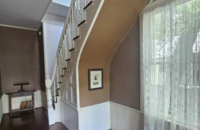 315 Church Street unit: C