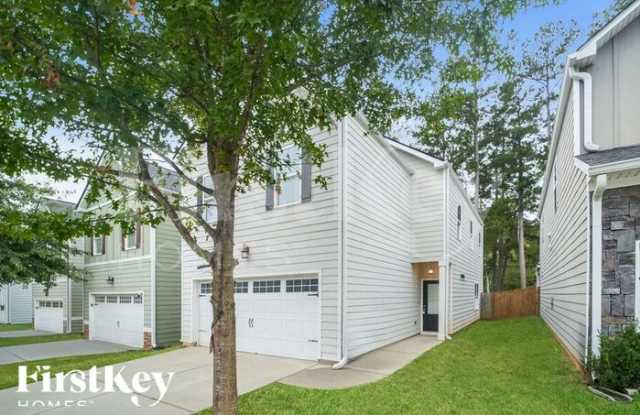 28 B East Newnan Road