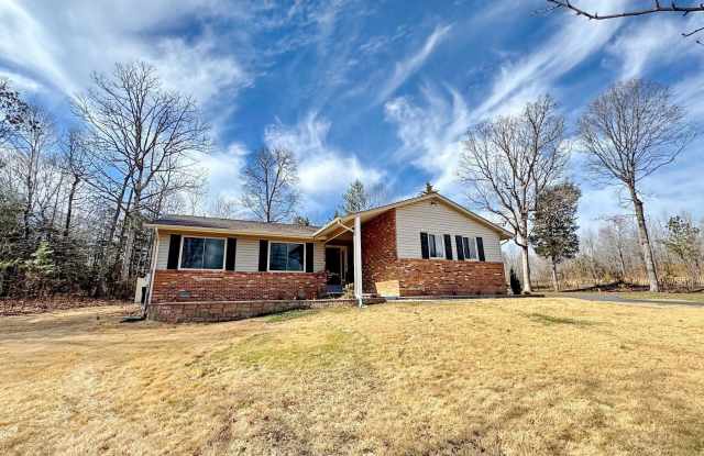 Photo of 401 BUTTERNUT Court