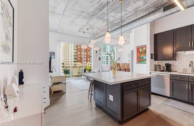 2001 Biscayne Blvd # 26-17 (A11732645)