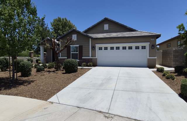 31810 Ives Court